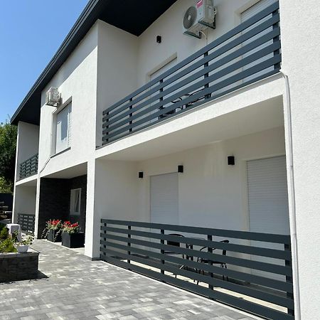 Guest House Neno オグリン エクステリア 写真